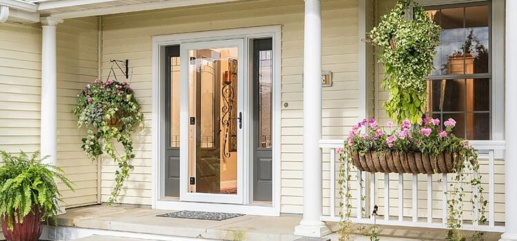 screen door installation in Orange Cove