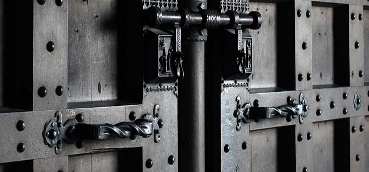steel entry door repair in Orange Cove
